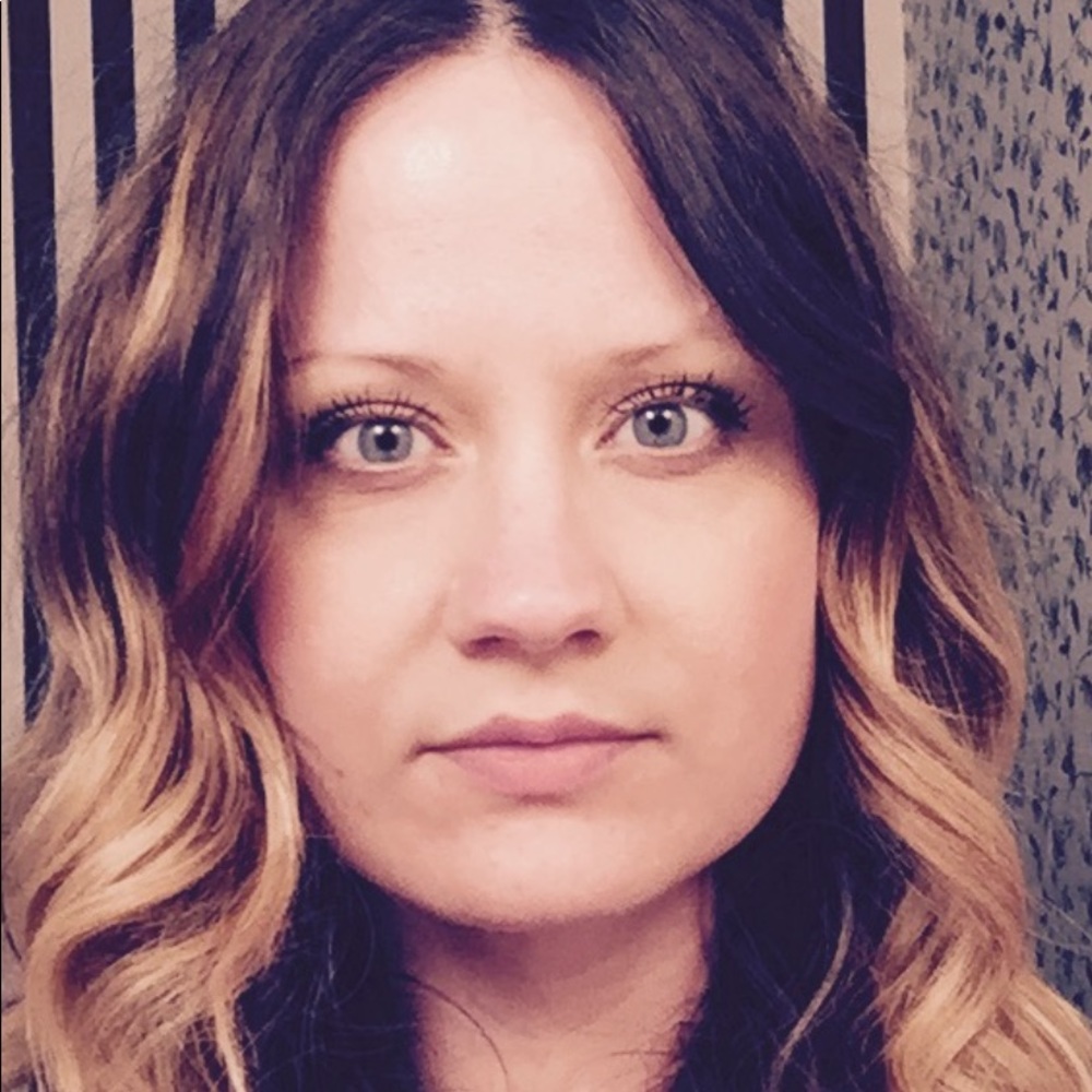 Meet your Posher, Robyn